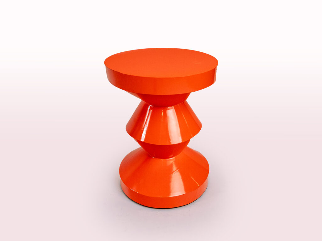 Orange ZIGZAG table
